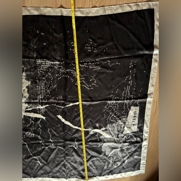 Diesel scarf brand new made of silk - Picture 2 of 3